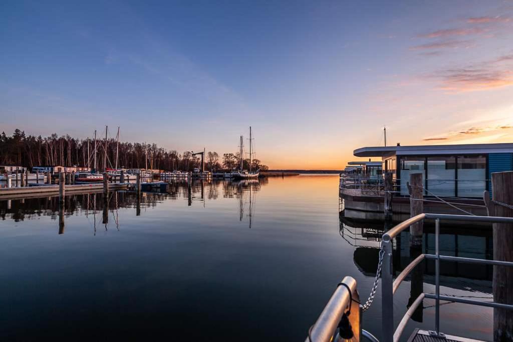 Floatinghouses Peenemuende Экстерьер фото