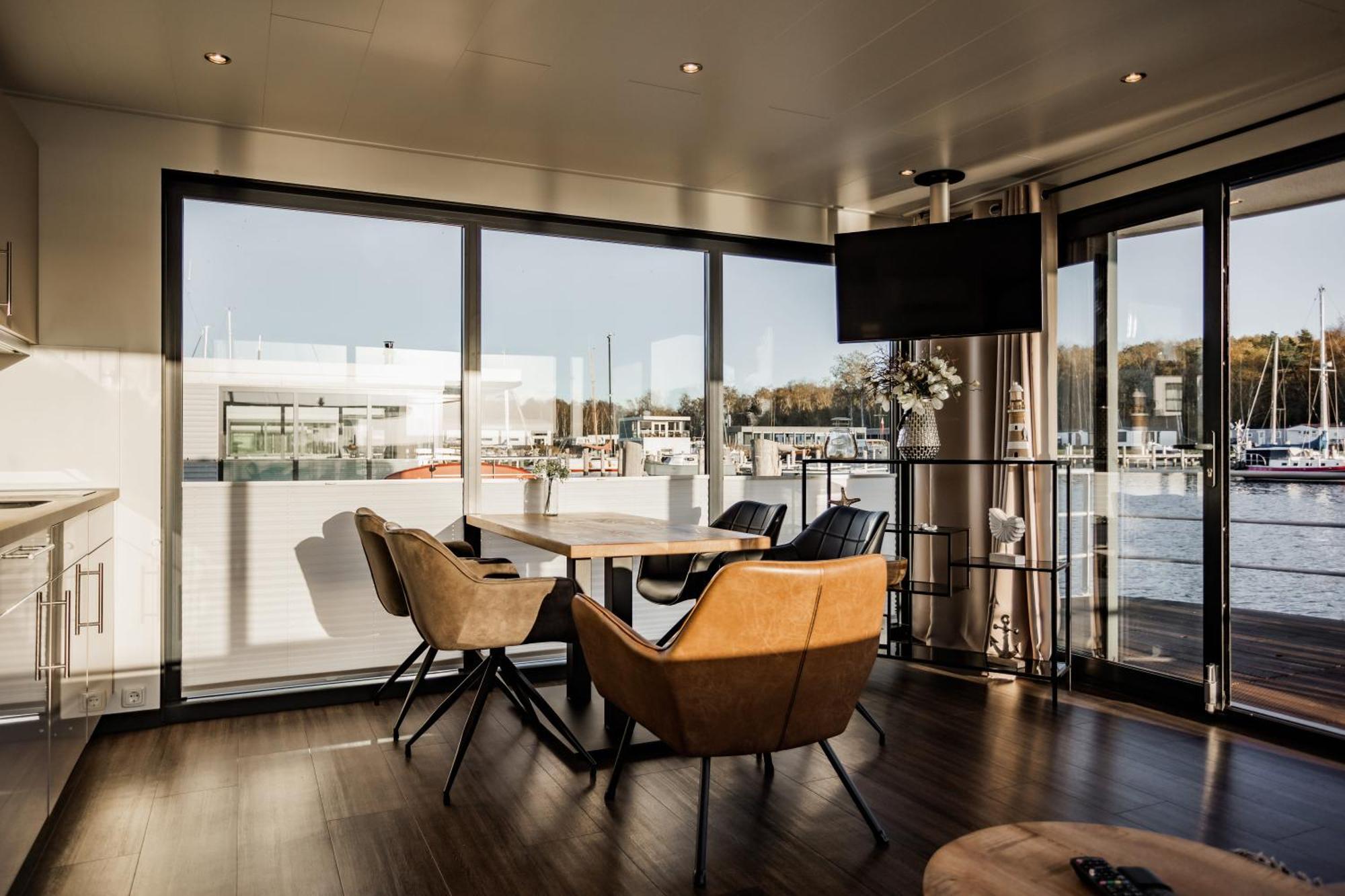 Floatinghouses Peenemuende Экстерьер фото