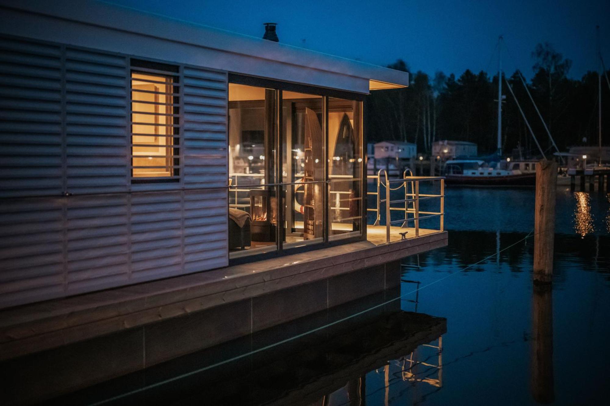 Floatinghouses Peenemuende Экстерьер фото